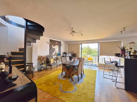 duplex penthouse ± 134m² + 46m² de terrasses + parking