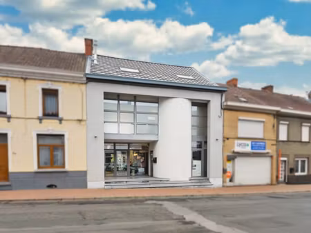 rez-de-chaussée commercial