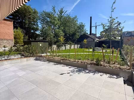 ☀️ petit bijou baigné de lumière avec superbe terrasse !