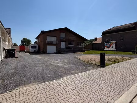 spacieuse maison 4 chambres sur terrain de 6360m²