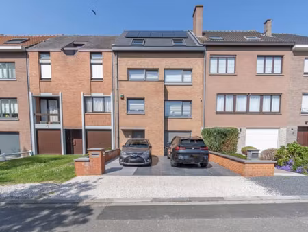 superbe maison entièrement rénovée en 2024 - 4ch 2sdb