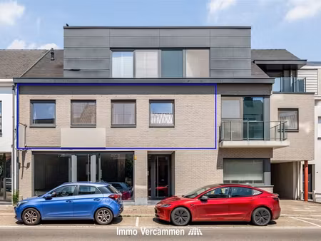 ruim appartement  pal in het centrum van bonheiden