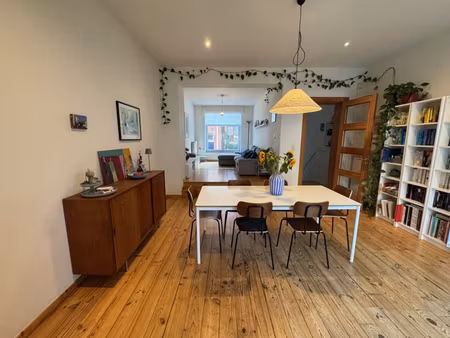 maison lumineuse avec jardin et garage à jette