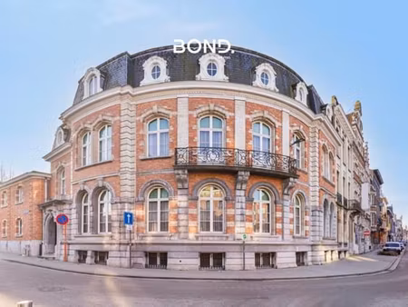 unieke eigendom met stadstuin en dubbele garage in hartje le