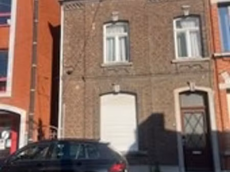 maison à charleroi (couillet)