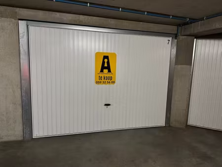 parking / garage