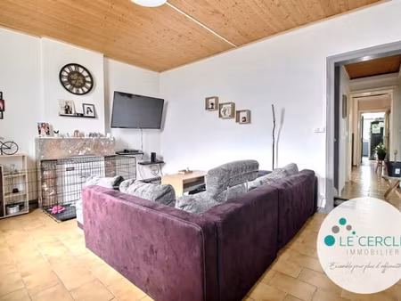 maison 2ch avec terrasse et jardin