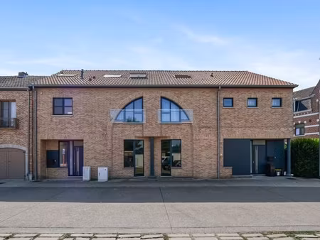 stijlvol appartement te koop met mogelijkheid tot het aan...