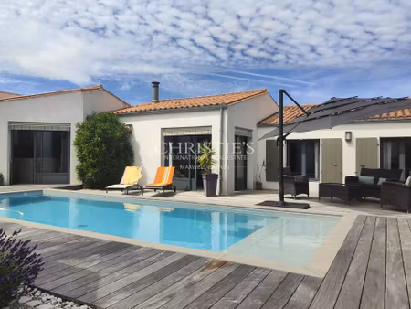 la flotte  new aquitaine  france with id 3587055788