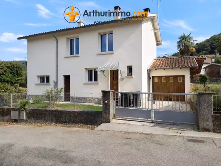 ensemble immobilier - 6 pièces - 130m²