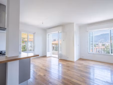 nice – bas cimiez – 4 pièces en duplex avec balcon – cave – box en option