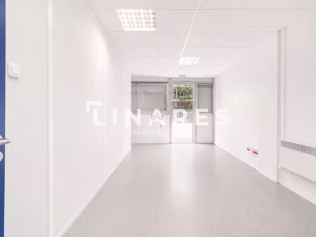 les nouveaux chartreux - bureau de 143m2 + cave - 13004