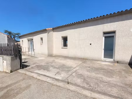 local commercial - proche centre ville - 173.65 m²