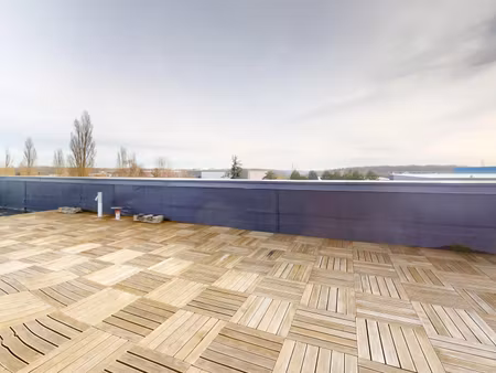 coignieres (78) - immeuble independant entrepot/bureaux a louer 910 m²