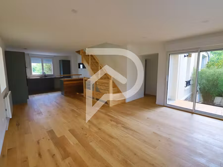 maison chatou 11 pièce(s) 229 m2