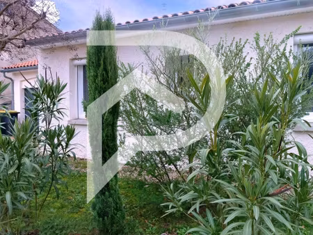 maison t4 plain-pied  au calme et commodités à pied