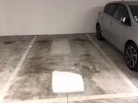 place de parking résidence sécurisée