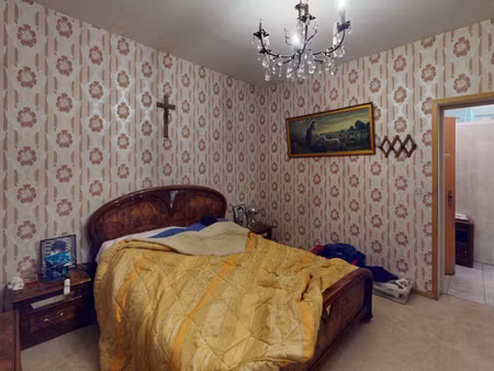 immeuble 5 appartements 160m²