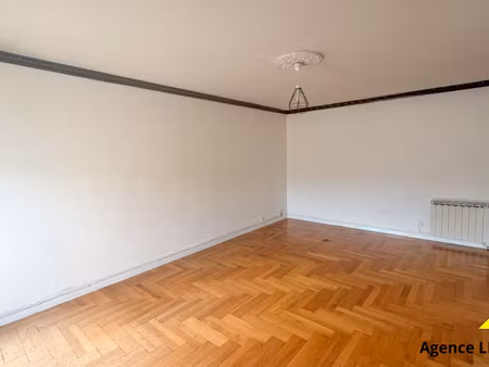 magnifique appartement f2 avec vue directe sur la seine / balcons / proche rer c