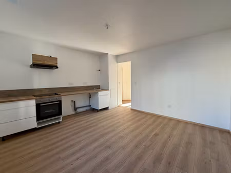 appartement 2 pièce(s) 33.77 m² - secteur sedan