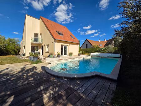 maison daix 7 pièce(s) 173 m2