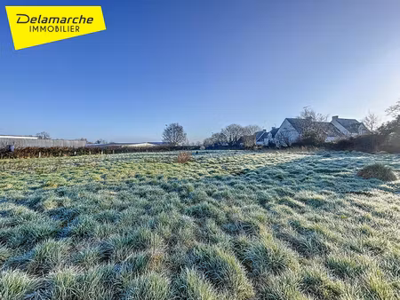 a vendre terrain constructible proche du bourg de hambye