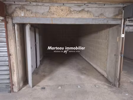 parking / box le mans