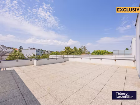 t4 dernier etage terrasse garage double