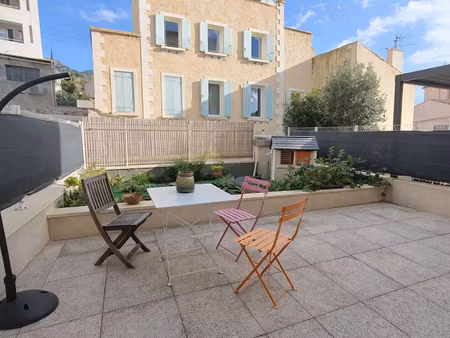 spacieux t2 de 61 m² avec terasse et garage