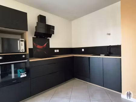 appartement t3 - 69.70 m² - saint martin d'heres