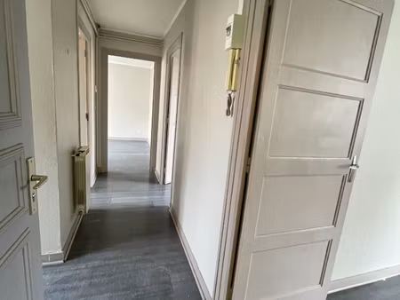 appartement t4 de 61.80 m² à saint-etienne