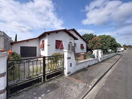 pau maison 3 chambres rénovée avec garage / secteur hippodrome