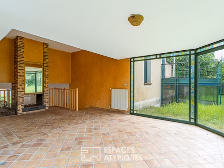 une maison pleine de caractère au charme unique