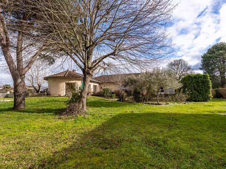 maison cugnaux 7 pièce(s) 303 m2 . usage habitation et professionnel