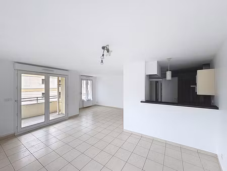 appartement bourg en bresse - 4 pièce(s) - 93 m2