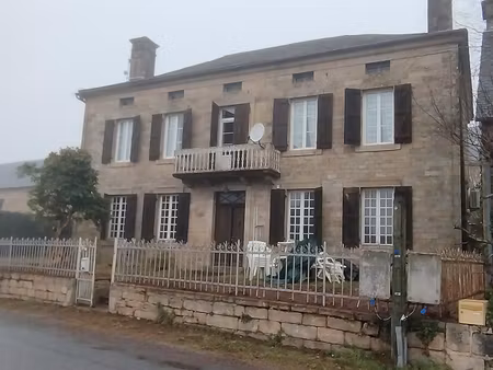 maison * 6 pièces * 183 m² * 19170 perols sur vezere * 145 000 €