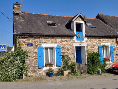côtes-d'armor  proche de bon repos  charmante maison mitoyenne 2 chambres  beau potentiel