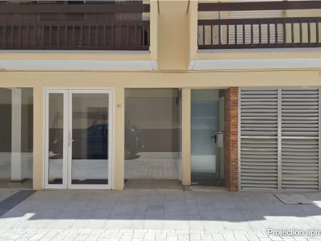 local commercial dax 85m²