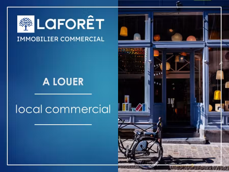 local commercial hyper centre-ville de ploërmel 55 m2