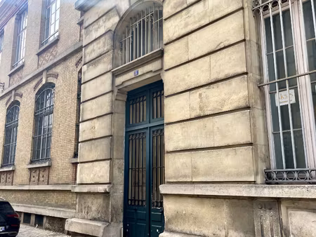 versailles centre - à deux pas de la mairie