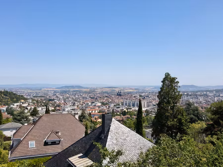 clermont-ferrand / limite chamalières terrain constructible à vendre de 660 m² !