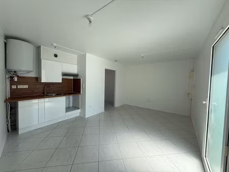appartement puiseux en france - 2 pièce(s) - 33.41 m2