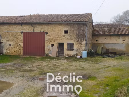 vente maison 5 pièces 230 m² benest (16350)