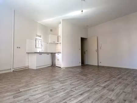 location appartement 1 pièces 34 m2 à albi