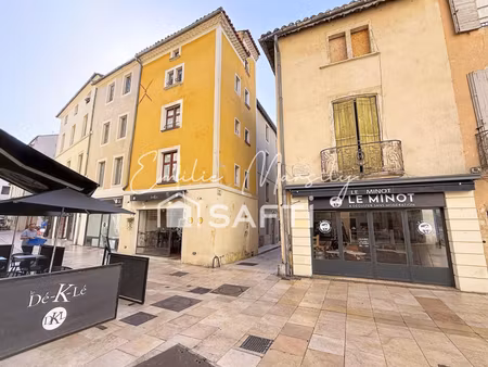 vente immeuble 62 m² nîmes (30000)