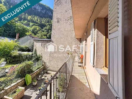 vente immeuble 225 m² saint-claude (39200)