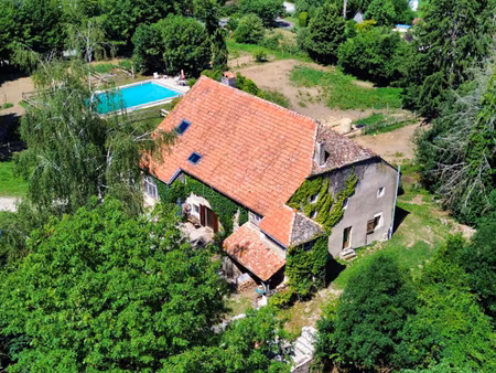 vente maison 10 pièces 370 m² devecey (25870)