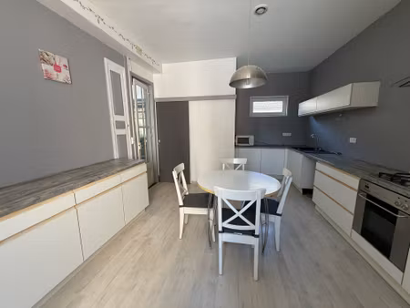 maison de village rénovée avec garage
