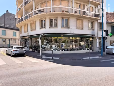 vente commerce 80 m² clermont-ferrand (63000)