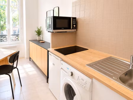location appartement 1 pièce 15 m² à marseille 6 (13006)